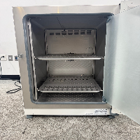 Thermo Heratherm Refrigerated Incubator image 3